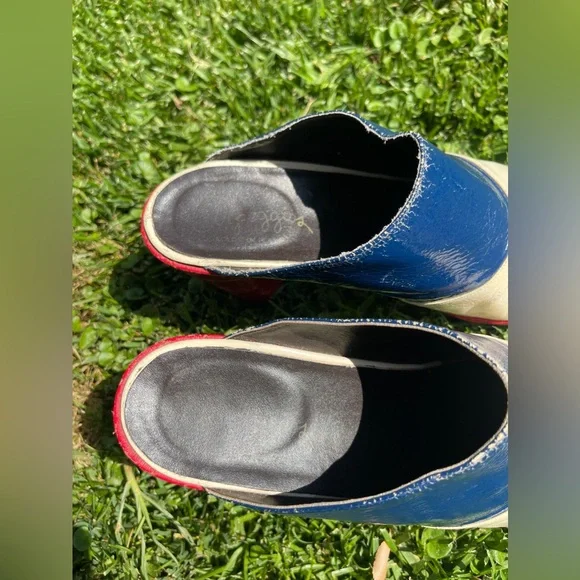 70s Vintage Red White and Blue Platform Clogs - Picture 8 of 14